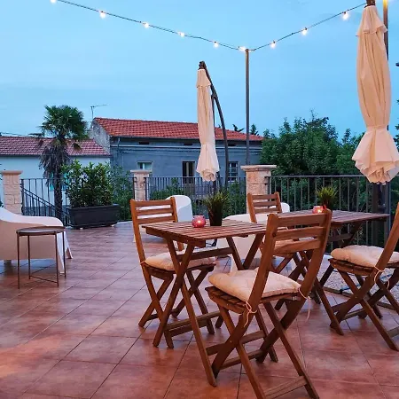 Desideria Bed & Breakfast 3*